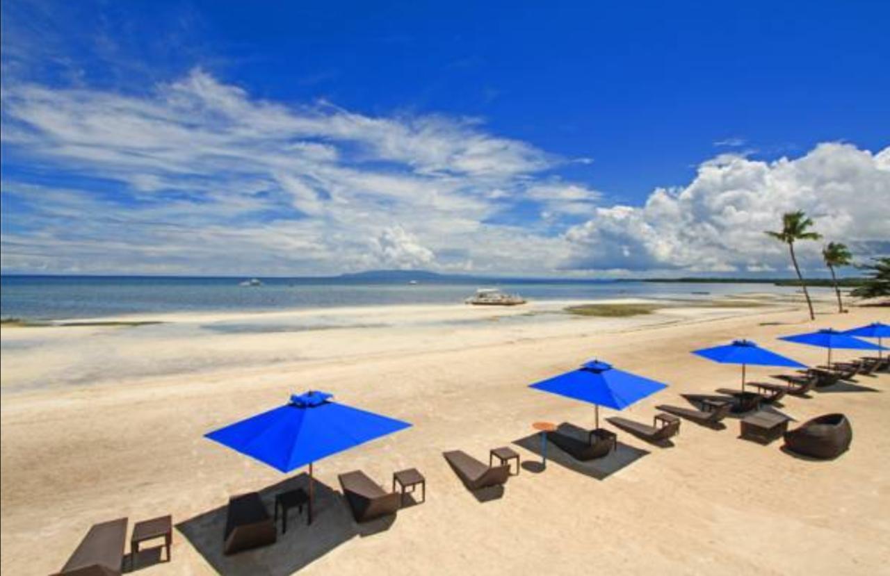 The Bellevue Resort Panglao Esterno foto Beach at the Shangri-La Hotel, Boracay