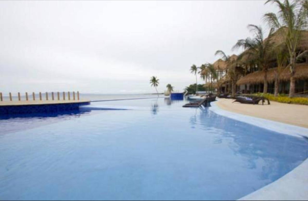 The Bellevue Resort Panglao Esterno foto Infinity pool at the Iberostar Grand Hotel, Playa del Carmen, Mexico